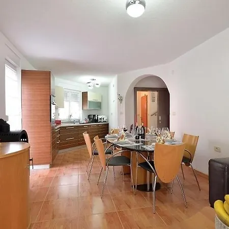 House For 11 Persons In With Sea View, Terrace, Air Conditioning, Wifi 3486-4 *