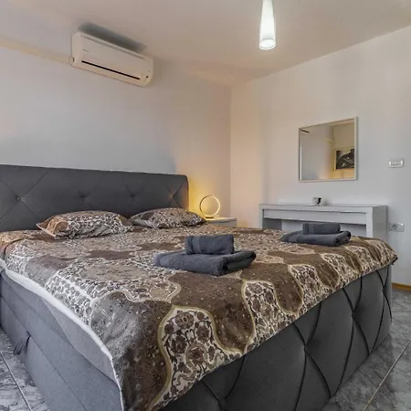 House For 11 Persons In With Sea View, Terrace, Air Conditioning, Wifi 3486-4 Holiday home
