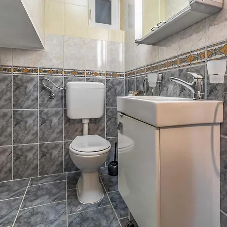 House For 11 Persons In With Sea View, Terrace, Air Conditioning, Wifi 3486-4 Hébergement de vacances Medulin