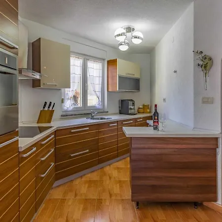 House For 11 Persons In With Sea View, Terrace, Air Conditioning, Wifi 3486-4 Holiday home *
