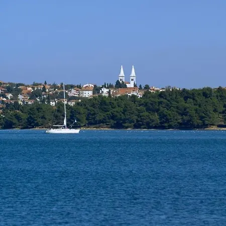 House For 11 Persons In With Sea View, Terrace, Air Conditioning, Wifi 3486-4 Medulin
